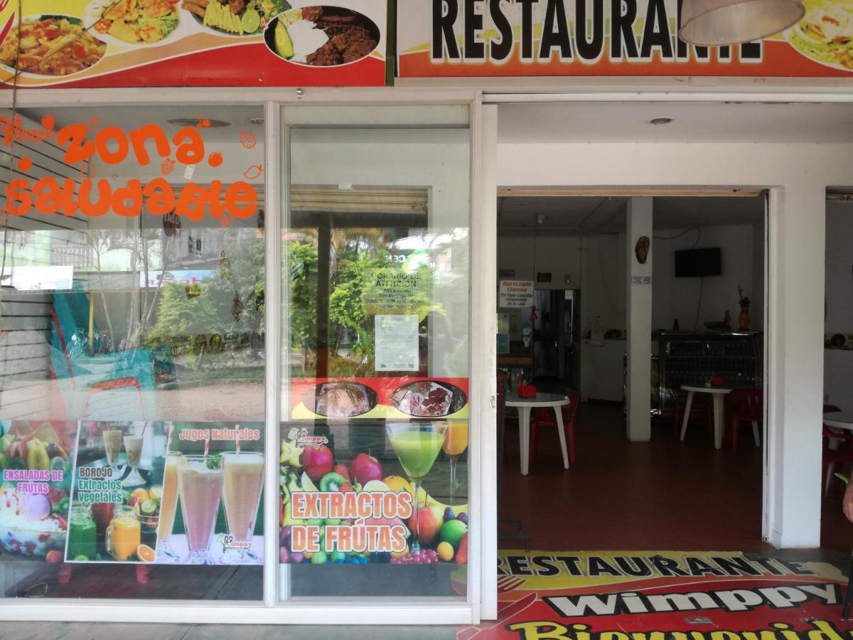 Hotel Y Restaurante Wimppy San José del Guaviare Esterno foto